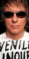 CHRIS LOWE